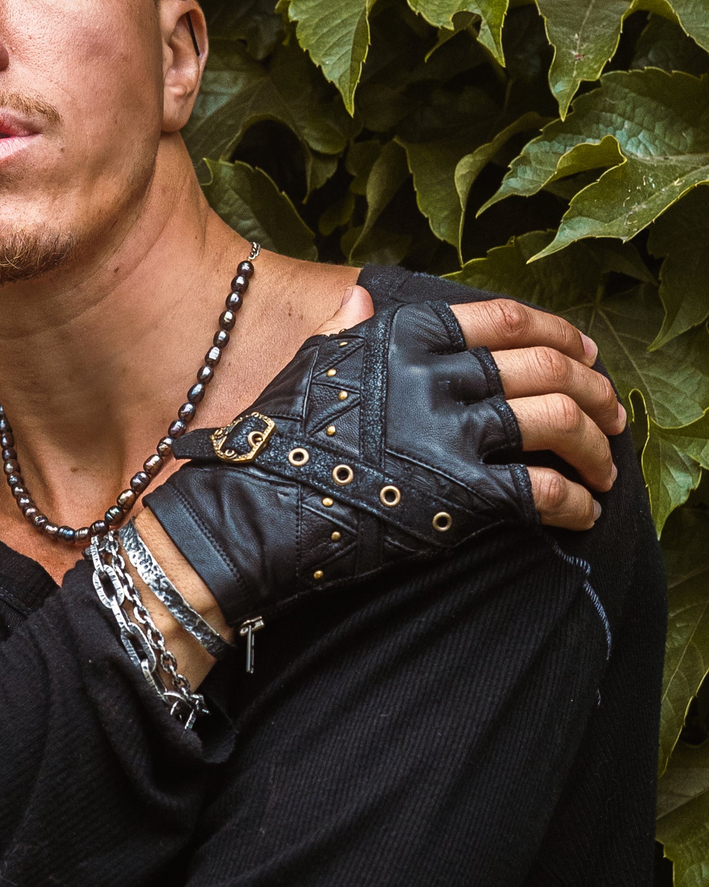 Cloudbreaker fingerless leather gloves