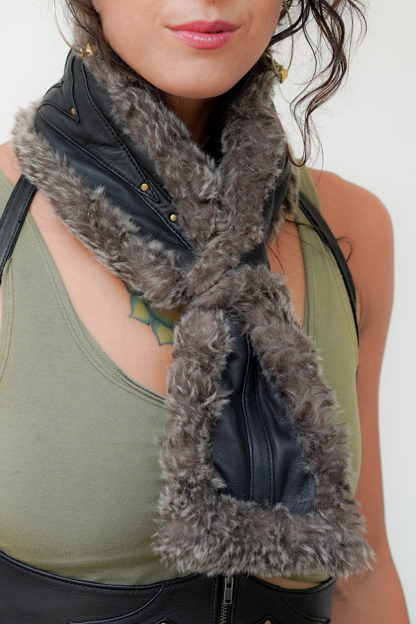Venus Wrap leather hat