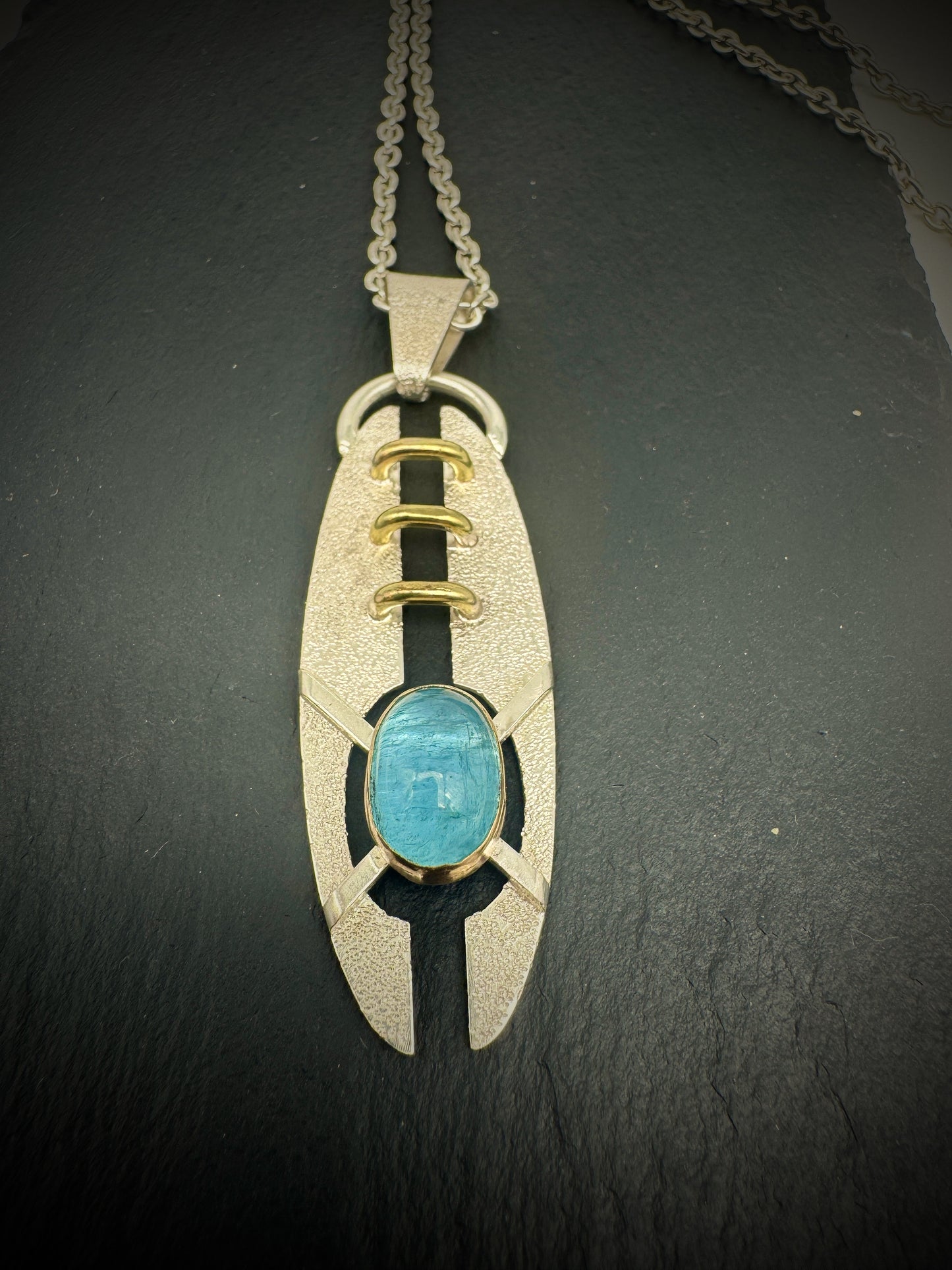 Unchained Aquamarine pendant
