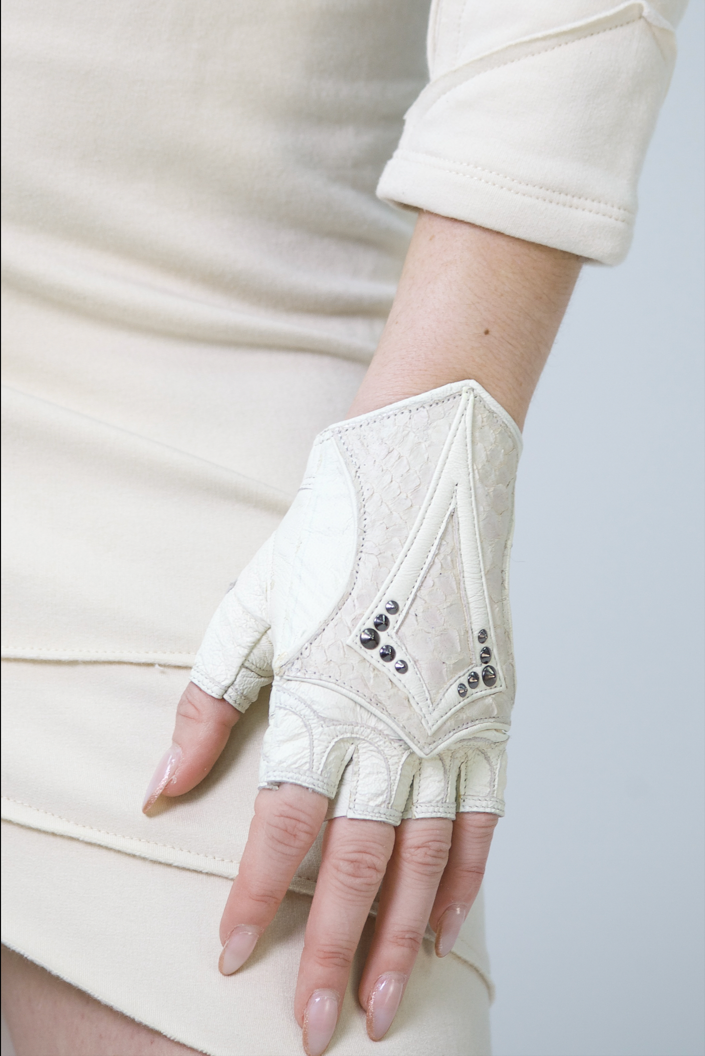 cream DragonScale gloves - anahata designs fingerless leather python gloves perfect for burning man or cosplay